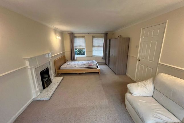 Room 2, 139, Pursey Drive, Bristol photo 3