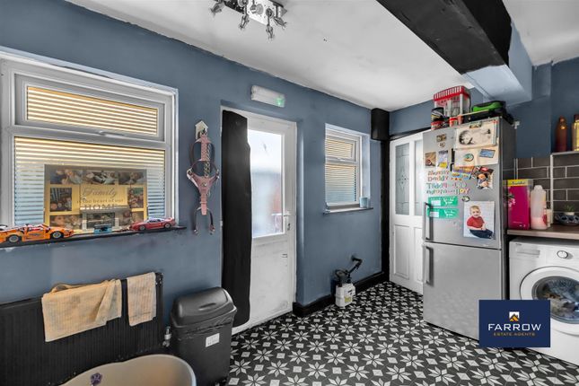 161, Rutland Street, Grimsby photo 4