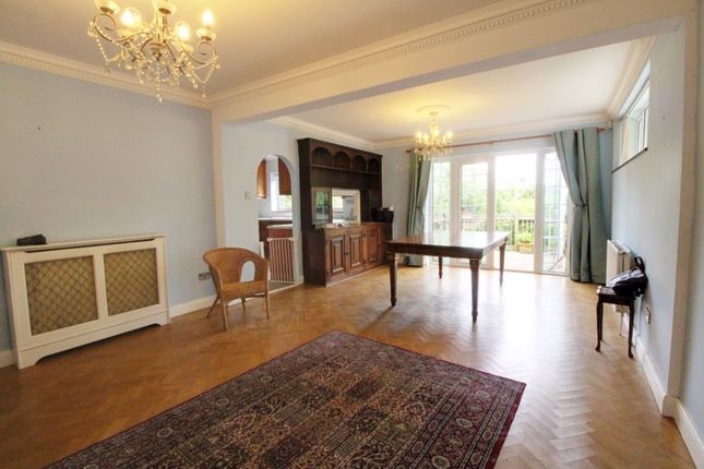 46, Plough Hill, Cuffley photo 4