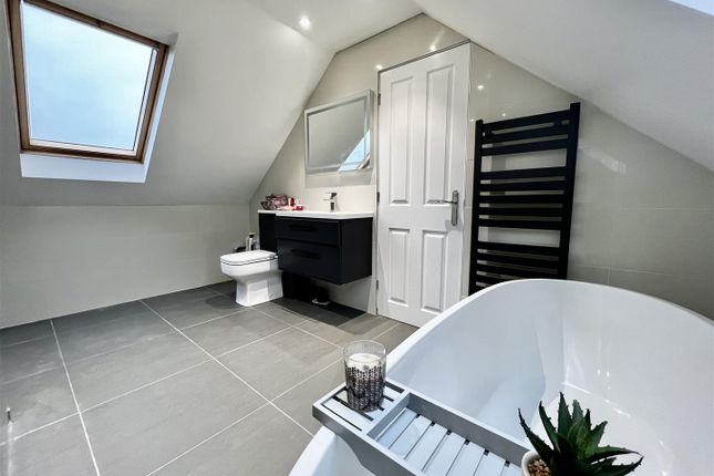 Bedroom One En-Suite