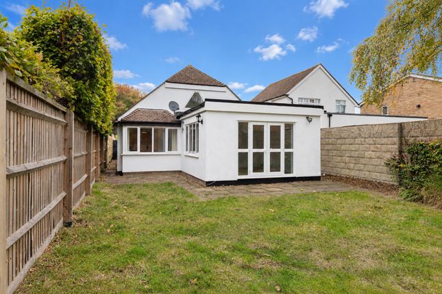 93a The Moors, Kidlington photo 4