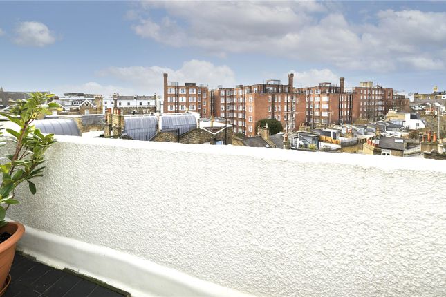 Flat for sale in Pembridge Villas, London