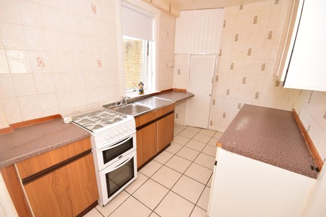 76 Low Waters Road, Hamilton photo 4