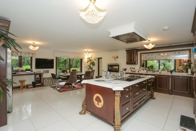 Oak Manor,, Iwade Road, Sittingbourne photo 2
