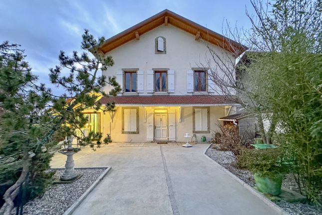 Villa for sale in Neydens, Evian / Lake Geneva, French Alps / Lakes