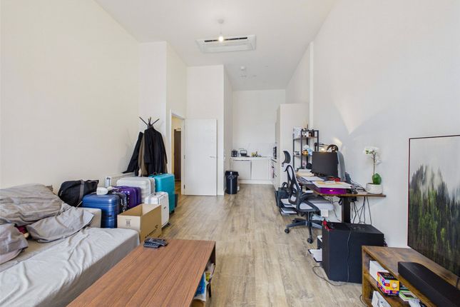 Flat 65,, Truscon House, 14 Carnation Gardens, Hayes photo 4