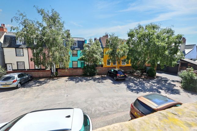 Quayside Court,Flat 11, The Quay, Harwich photo 4