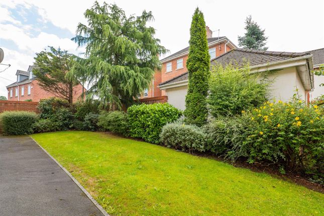 12 Cedar House, Hunters Wood Court, Chorley photo 4