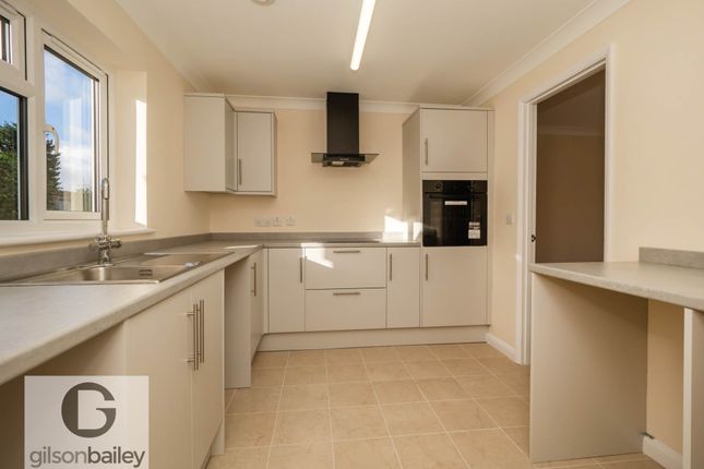 Sutton Crescent, Norwich photo 3