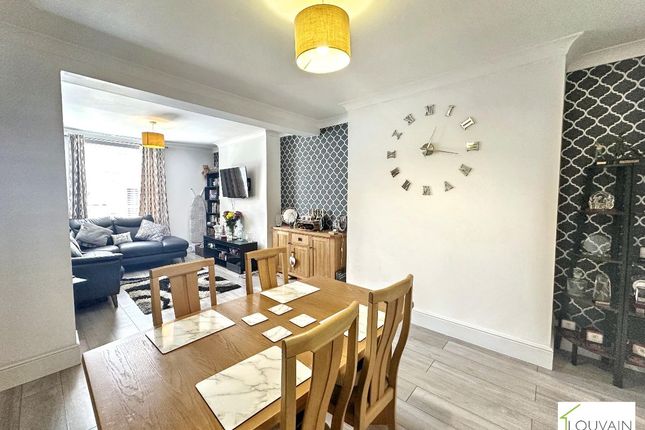 19 Arnold Place, Tredegar photo 4