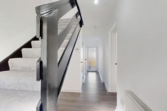 109 Spateston Road, Johnstone photo 3