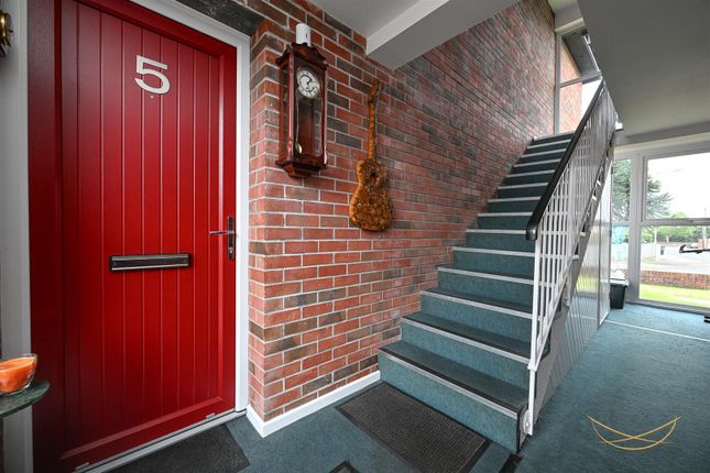 Carrickburn Court, Carrickfergus photo 4