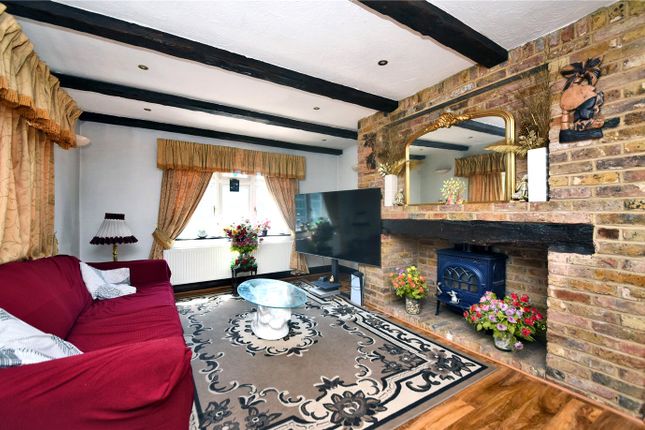 3, Croydon Lane, Banstead photo 3