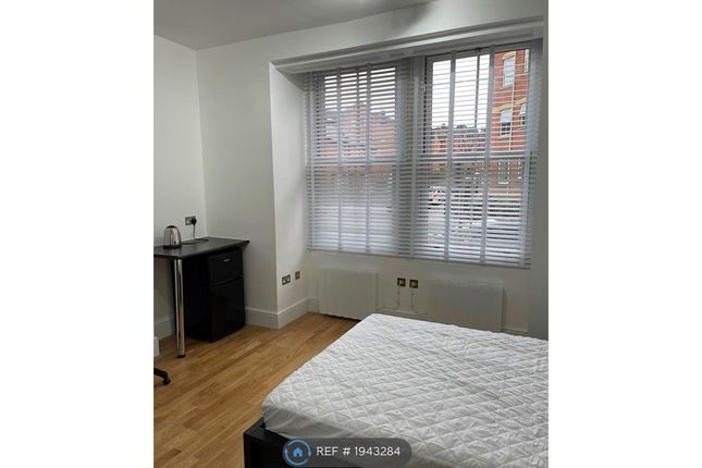 Room, Banbury photo 4