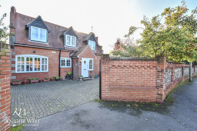 2 Bedroom Houses To Buy In Colchester Primelocation