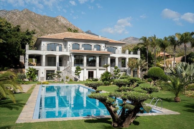 Thumbnail Villa for sale in Sierra Blanca, 29610, Málaga, Spain