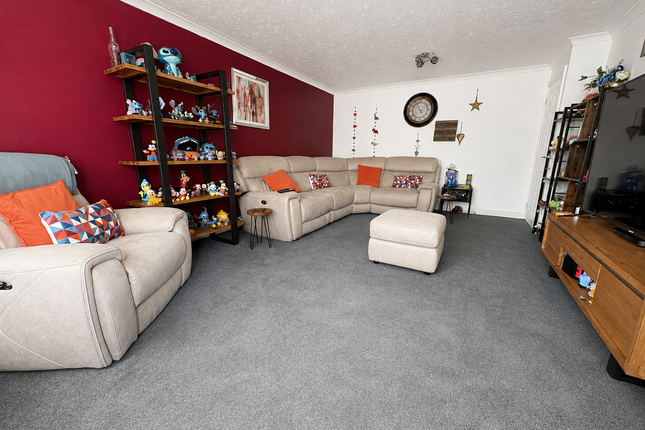 5, Westbourne Close, Somerset photo 3