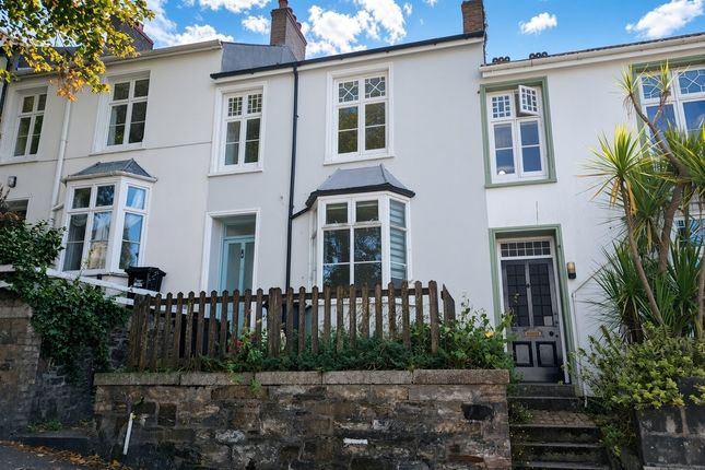 3-bed house on 14, Falmouth, £2,000/mo