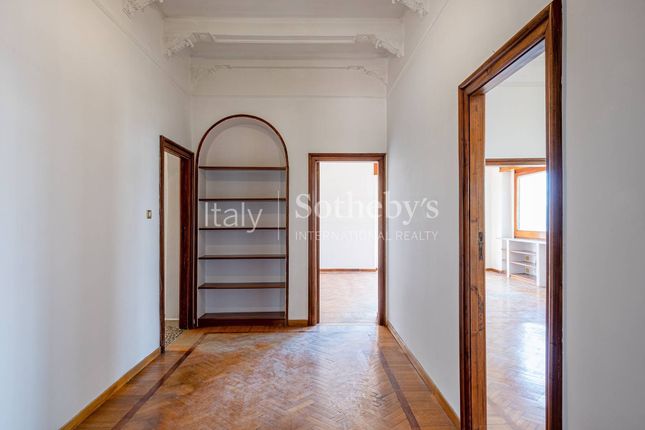 Apartment for sale in Via Vincenzo Cuoco, Napoli, Campania