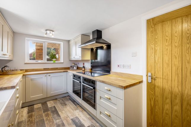 The Cottage, 34 Halton Fenside, Spilsby photo 3