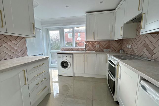 Terraced house to rent in Lydford Close, Farnborough