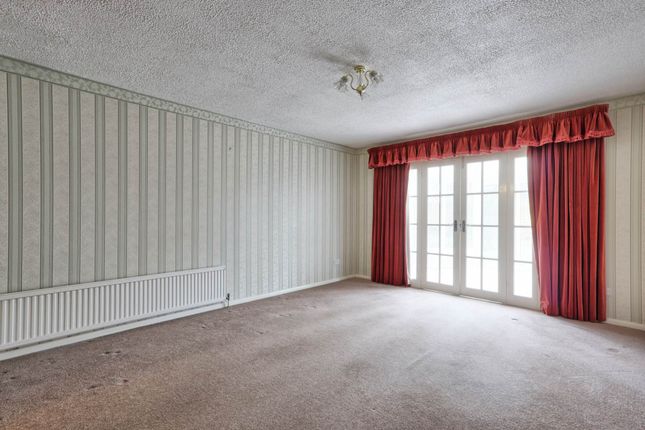 47, Cheltenham Drive, Leigh On Sea photo 3
