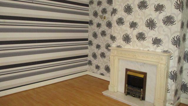 38, Skelton Avenue East End Park Leeds photo 4