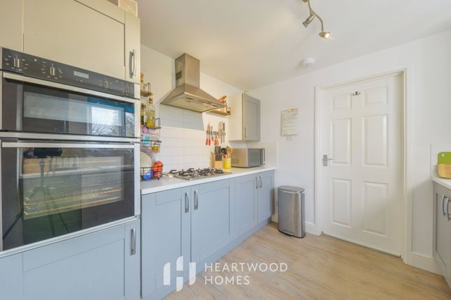 55, Furse Avenue, St. Albans photo 3