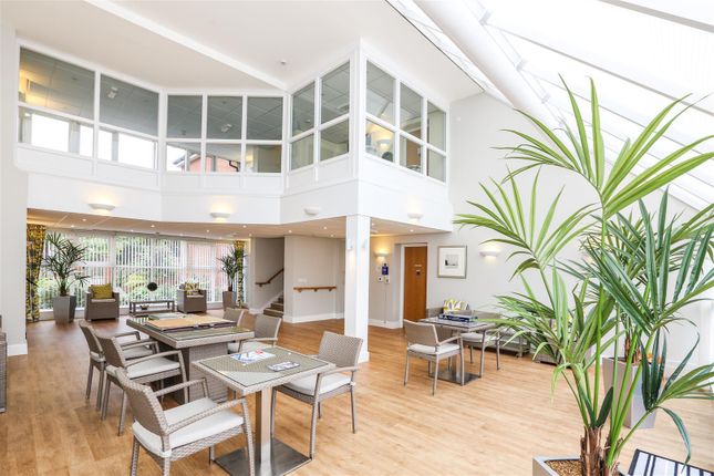 Flat for sale in Park House, Old Park Road, Hitchin
