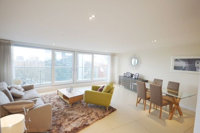 2 Bed Flat To Rent In Bezier Apartments 91 City Road Old Street Reception 1 Of Bezier Apartments 91 City Road Old Street Sditch London