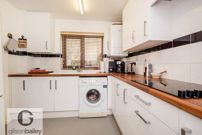 35, Riverdale Court, Norwich photo 2