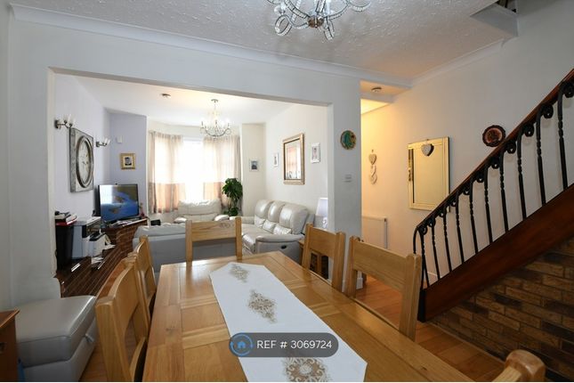 Gloucester Road Upper Edmonton, London photo 5