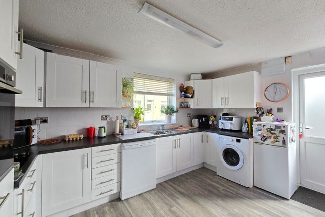 Firslea, Chapel Street, Yelverton photo 4