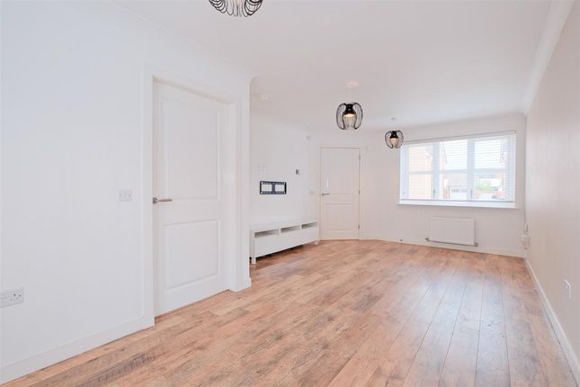41, Clare Crescent, Larkhall photo 2