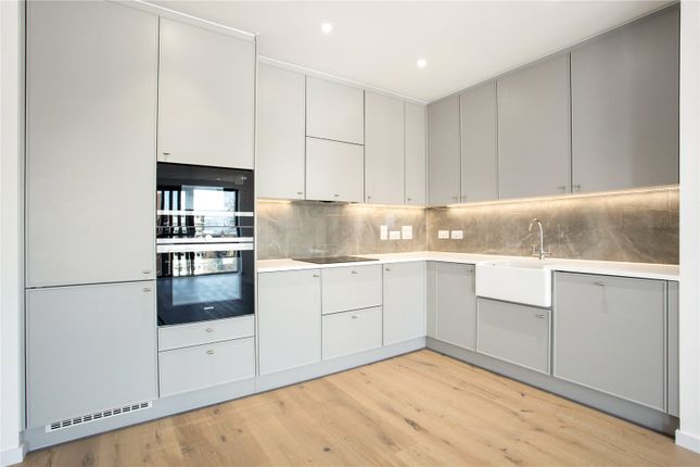 Flat to rent in Bowery Building, 83 Upper Richmond Road, London