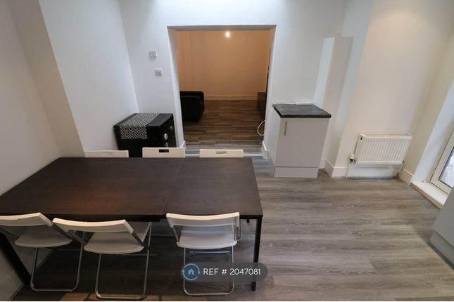 Thumbnail Maisonette to rent in Monthope Road, Brick Lane, Liverpool Street