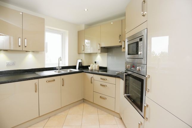 Flat 20, Adlington House, 27, Nelstrop Road, Stockport photo 4