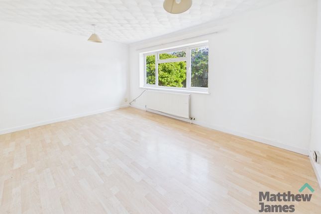 9 Rugosa Close, Colchester photo 2
