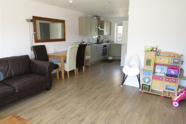 10, Hastings photo 5
