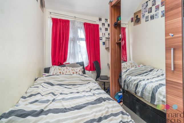 Terraced house for sale in Woodgrange Avenue, North Finchley, London