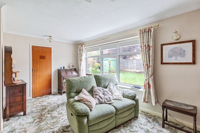72, St. Michaels Road, Kettering photo 3