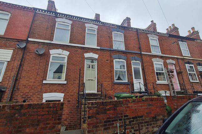 Thumbnail Terraced house to rent in Tanshelf Drive, Pontefract