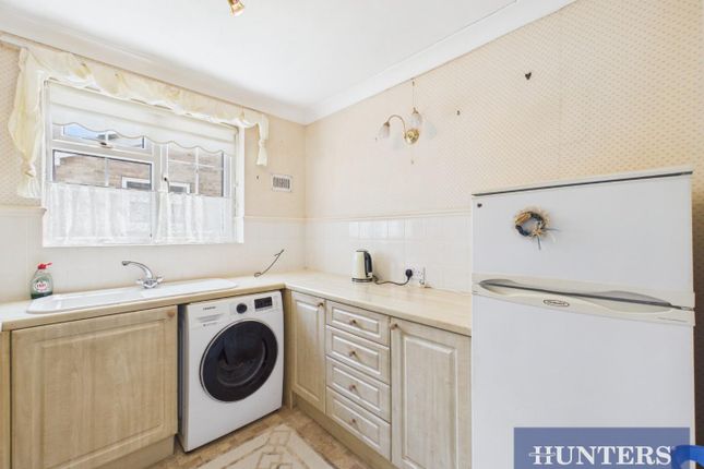 7, South Sea Avenue, Bridlington photo 2