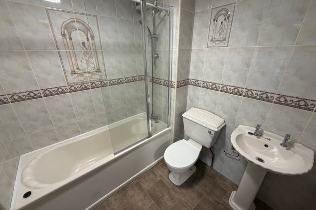 19, Stourbridge photo 4