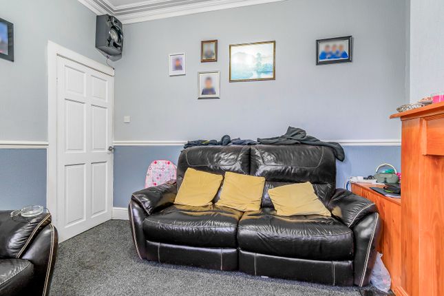 44, St. Helena Road, Bradford photo 4