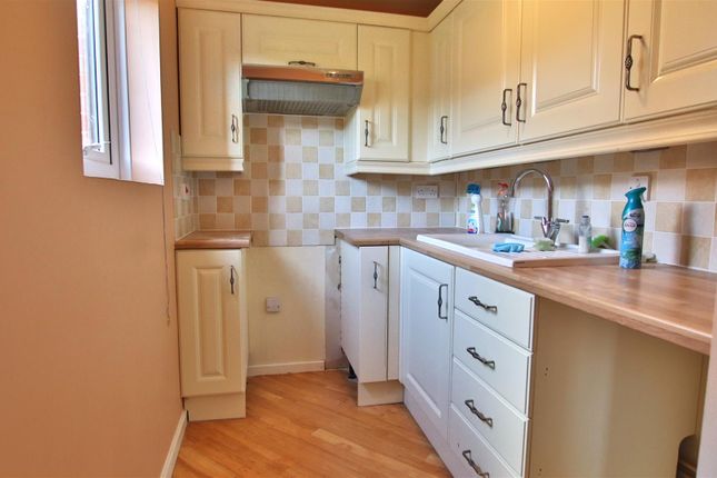 16, The Maltings, Station Street, Tewkesbury photo 2