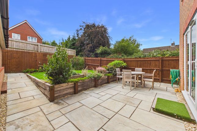 110, Dexter Way, Winscombe photo 2
