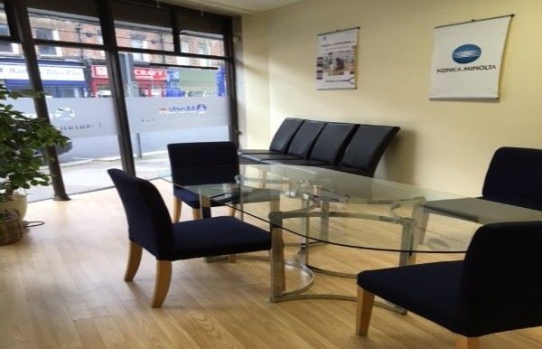 Office to let in Finchley Road, London