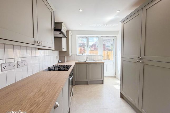 8 Clarke Crescent, Altrincham photo 2