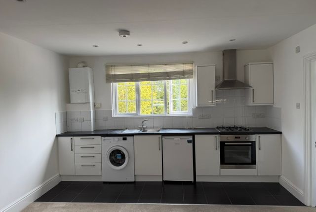 356b, Malden Road, Worcester Park photo 4